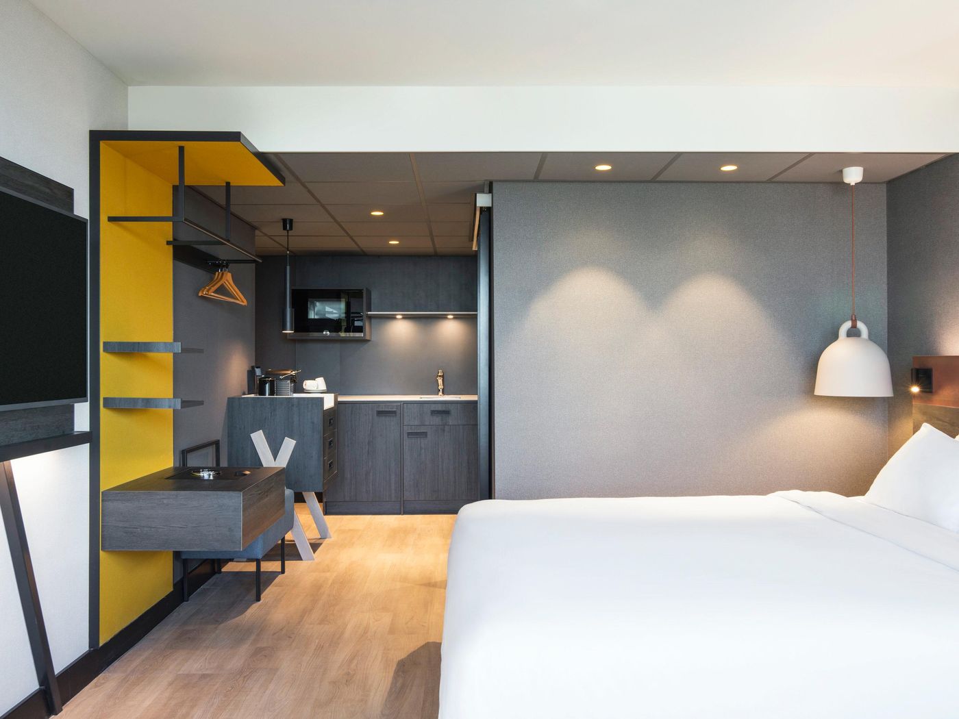 Mercure-Amsterdam-City-Hotel-Room-37