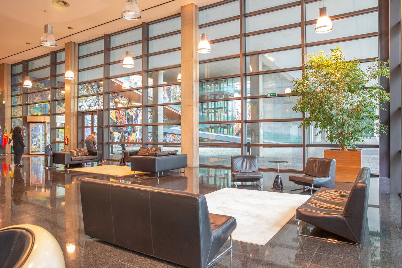 VIP-Executive-Arts-Hotel-Lobby-10