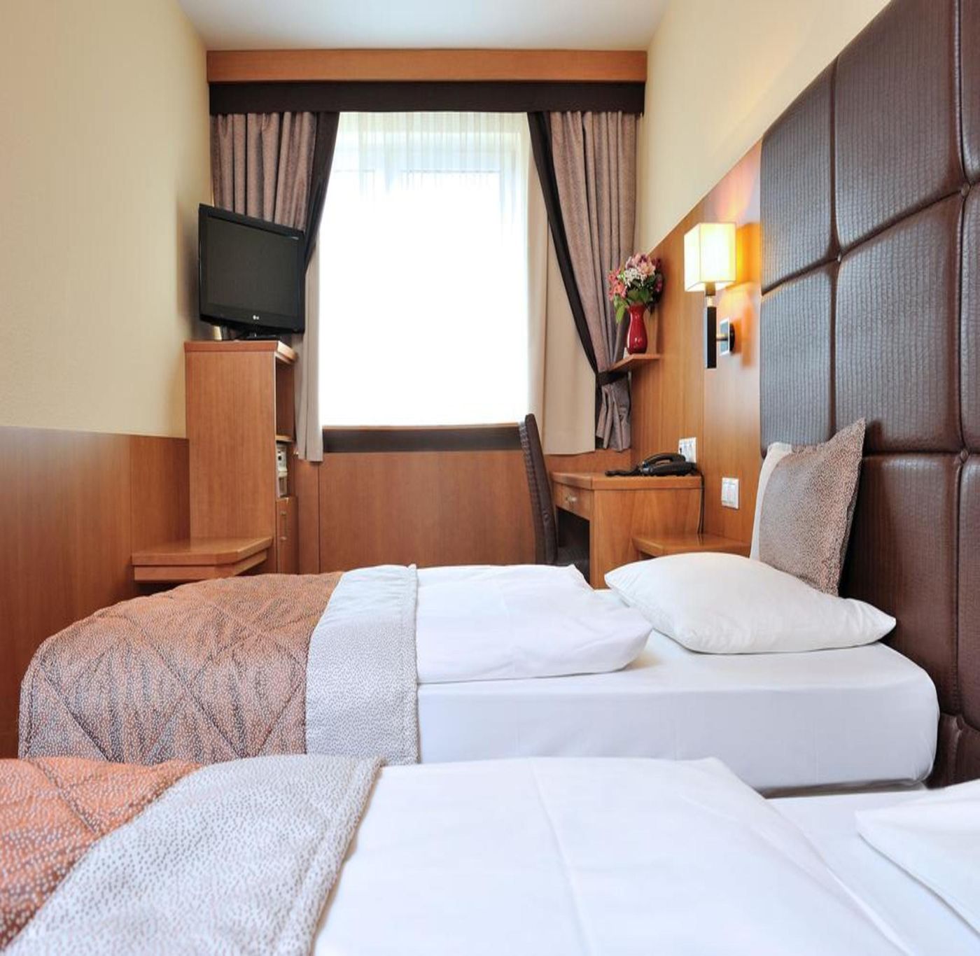 Carlton-Hotel-Buda-Castle-Room-17