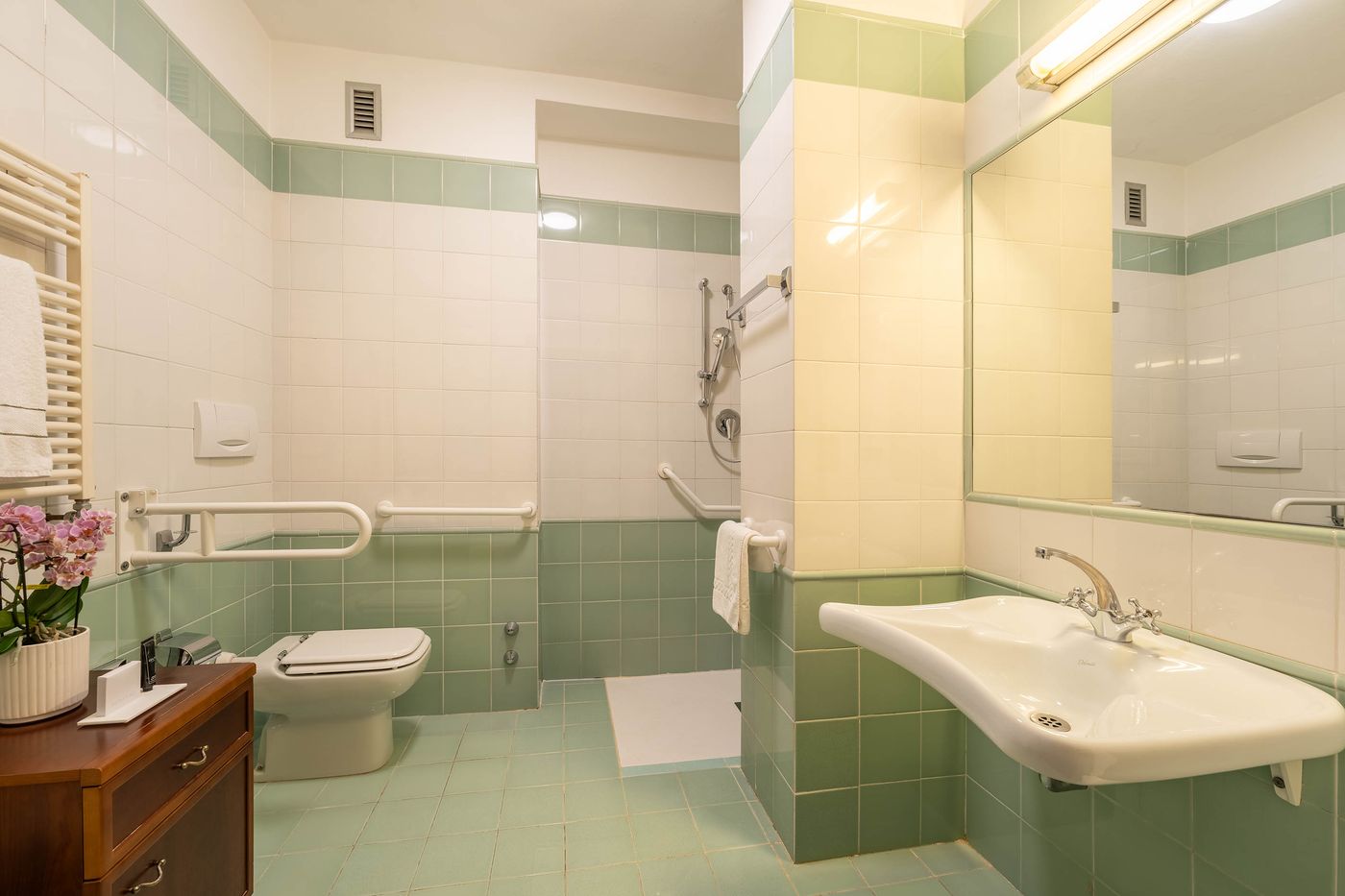 Hotel-Raffaello-Room-35