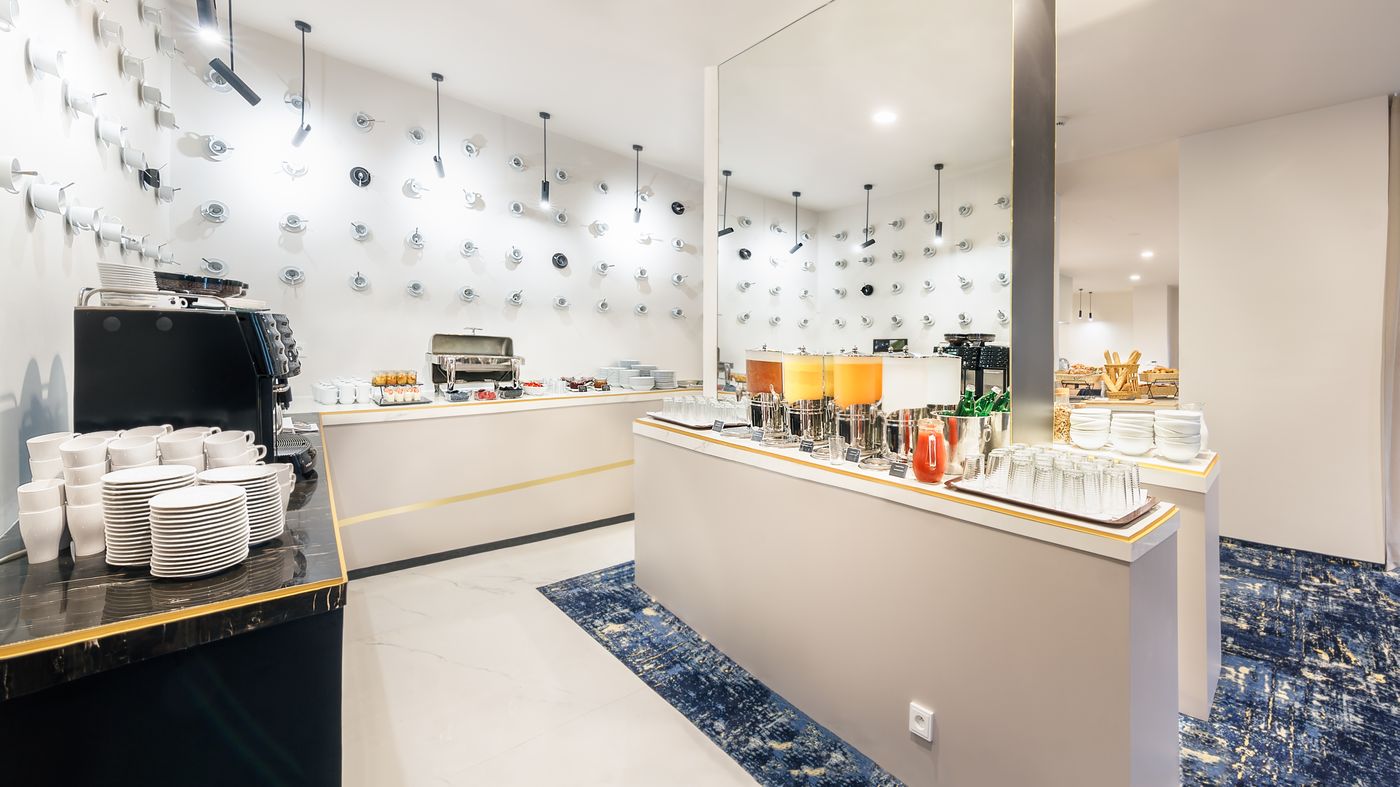 The-President-Restaurant-21