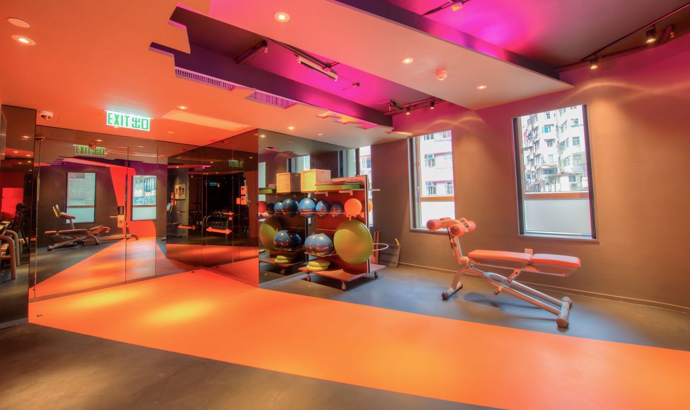 Hotel-Madera-Hollywood-Sports-and-Entertainment-12