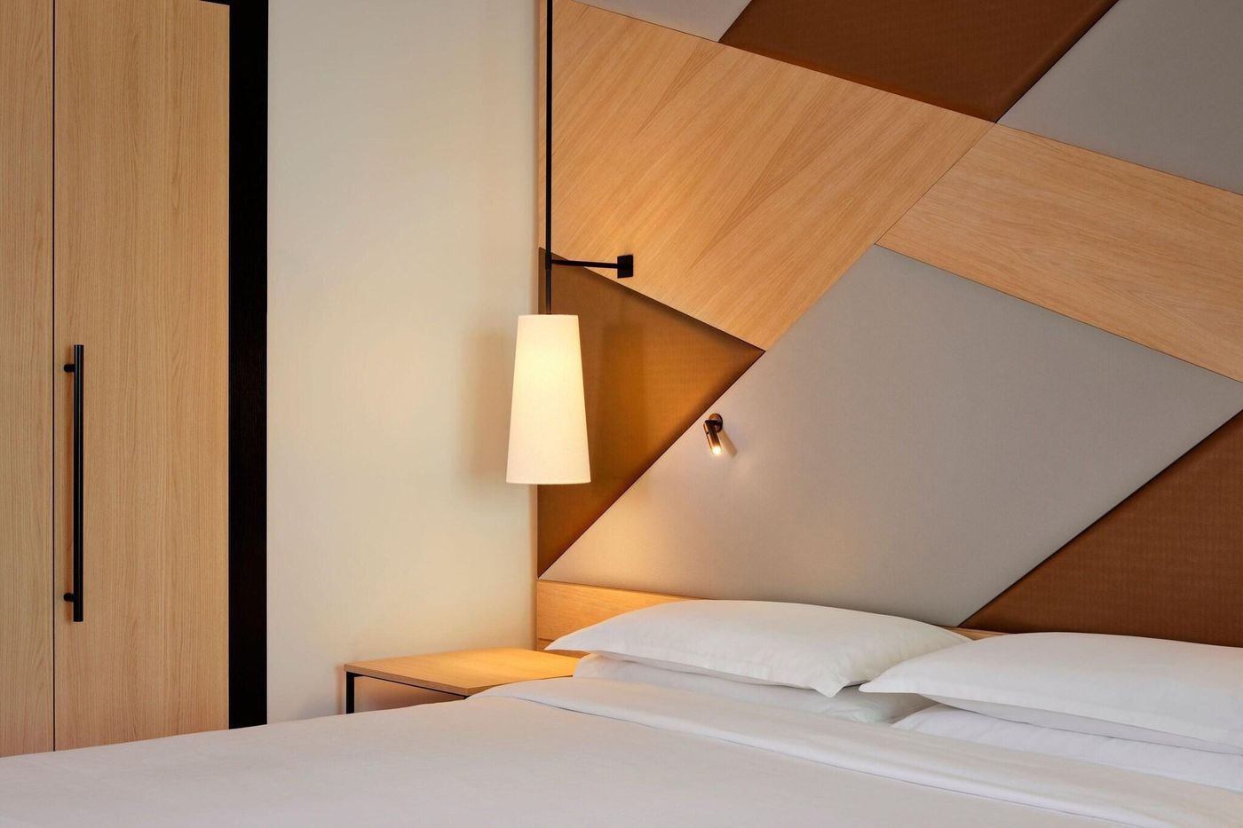 Sheraton Amsterdam Airp Htl And Conference Center-Netherlands-AMSTERDAM-Room-9