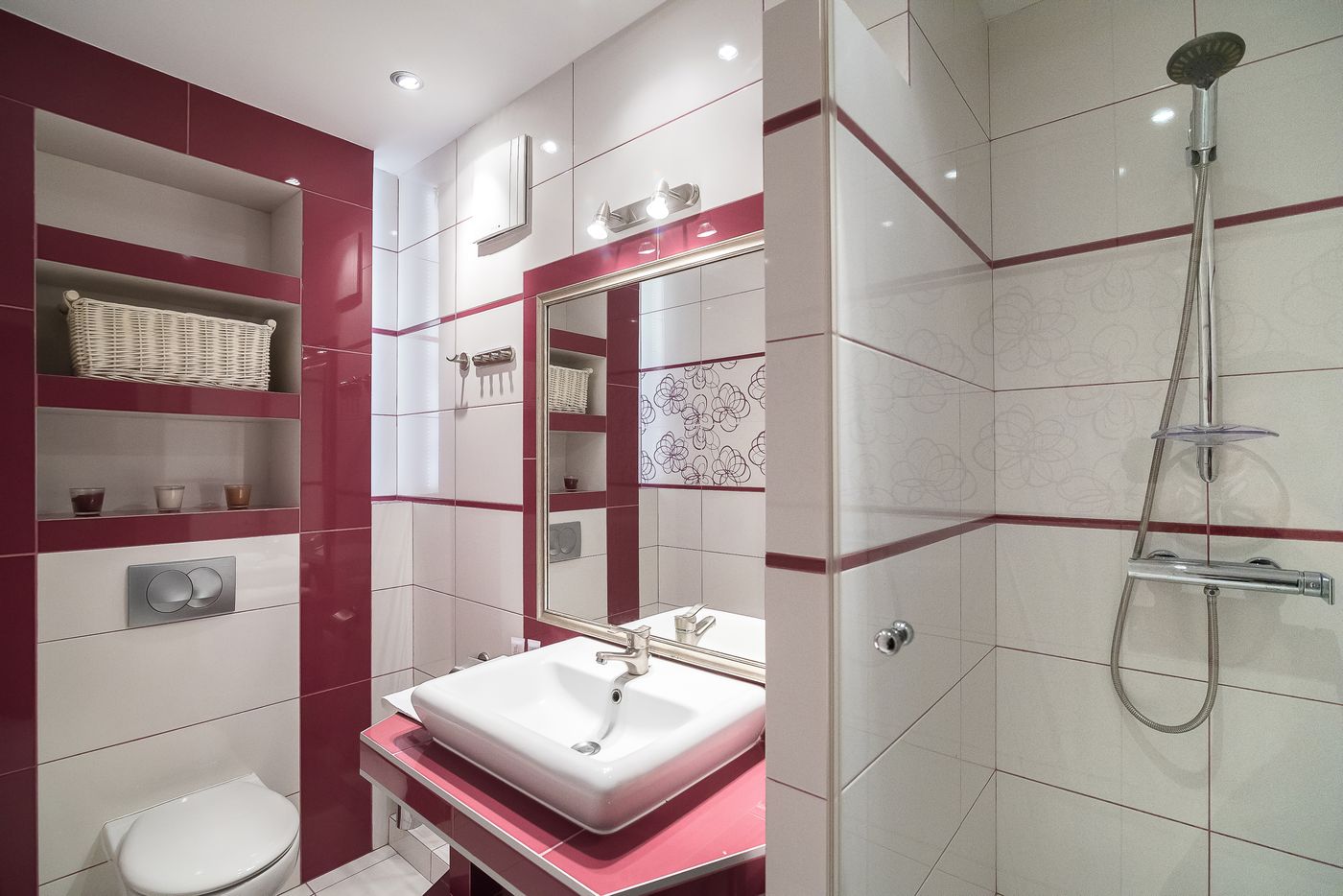 Senator-Warsaw-Apartments-Room-45