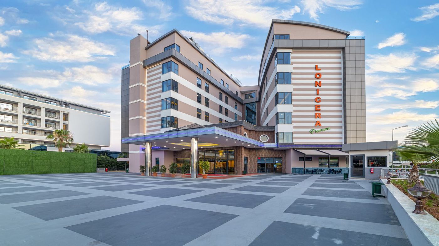 LONICERA PREMIUM HOTEL 04