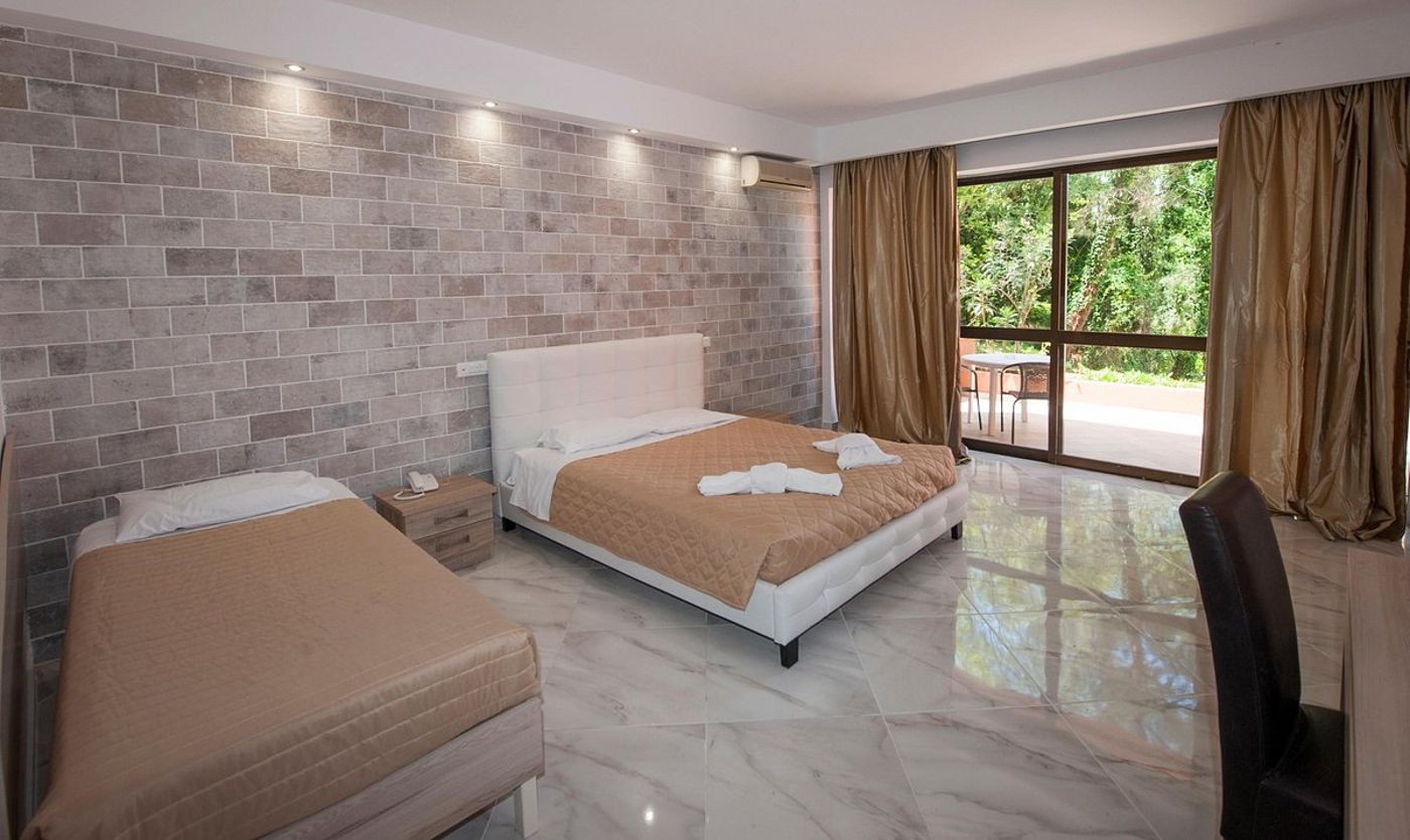 Blue-Princess-Beach-Hotel---Suites-Room-16