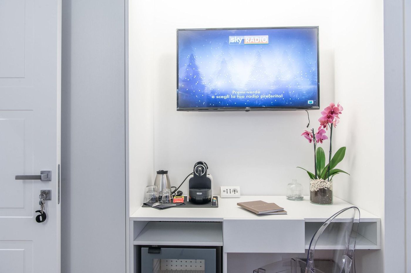 Charming Roma-Italy-ROME-Room-7