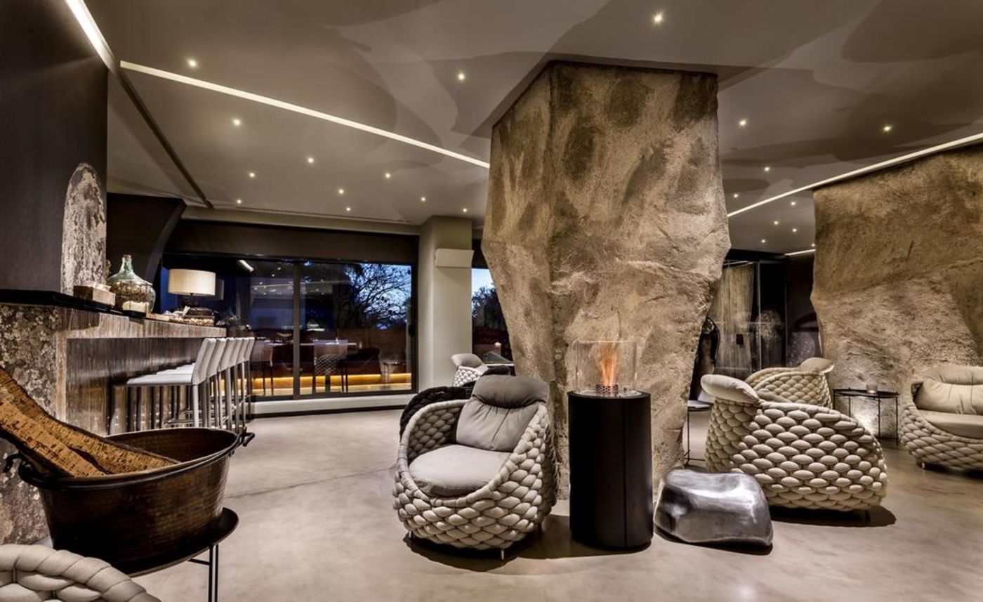 Vitoria-Stone-Hotel-Bar-12