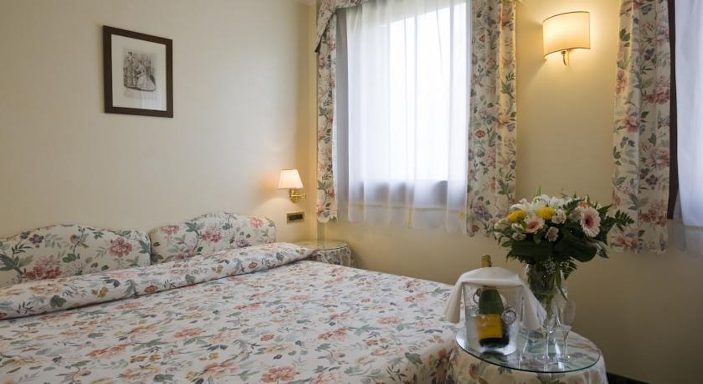 Relais Leon d'Oro-Italy-Venezia-Room-5