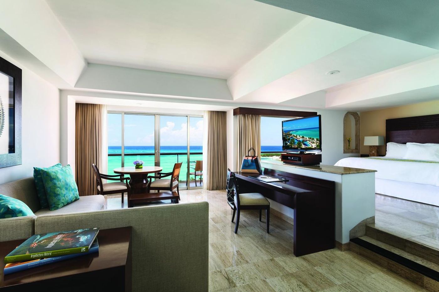 Grand-Fiesta-Americana-Coral-Beach-Cancun-Resort-Room-9
