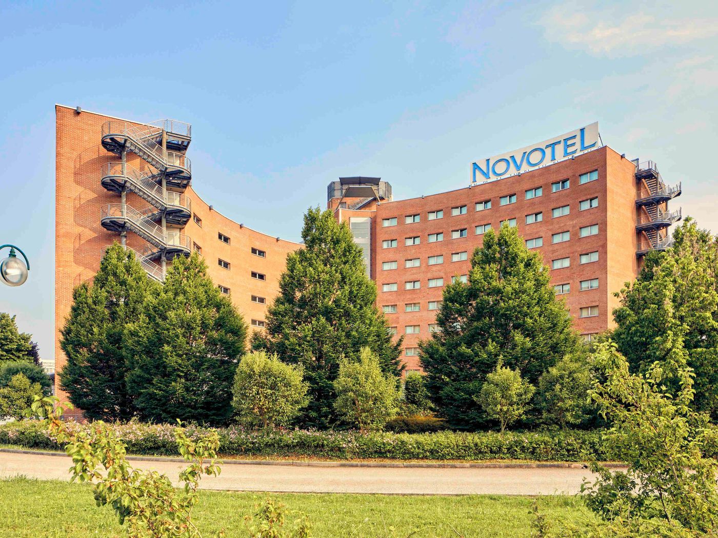 Novotel-Venezia-Mestre-Castellana-General-view-88