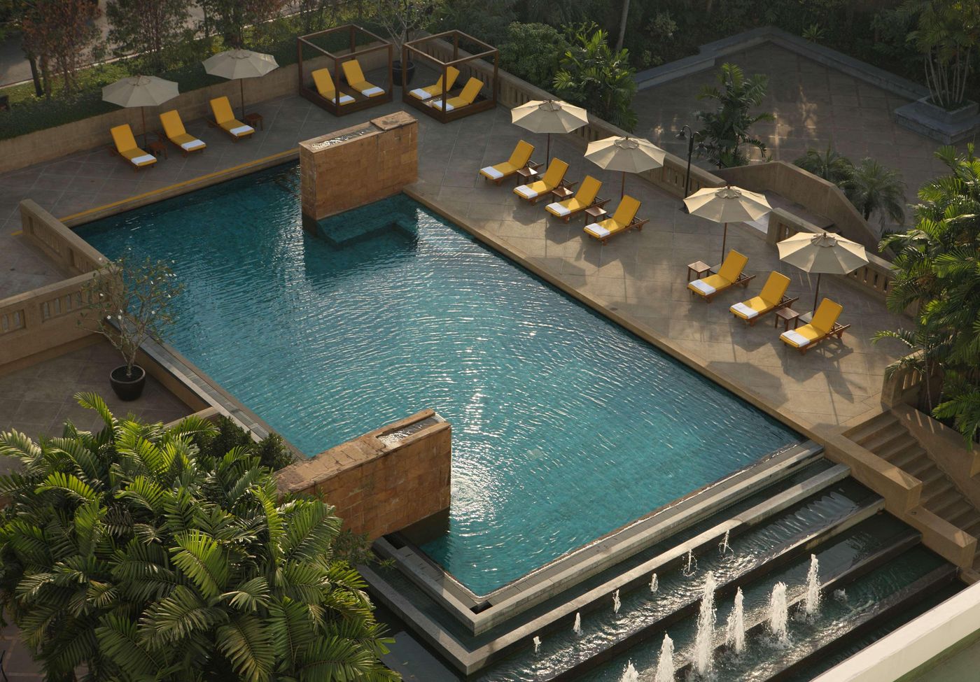 Dusit-Princess-Srinakarin-Bangkok-Pool-47