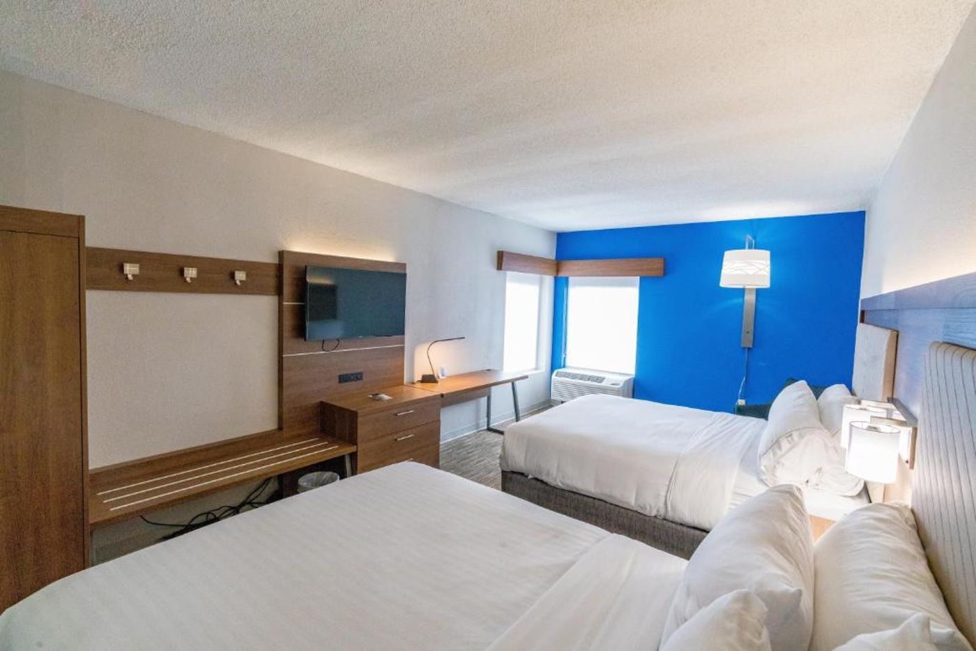 Holiday Inn Express and Suites Brentwood North Nas-United States-BRENTWOOD-Room-8