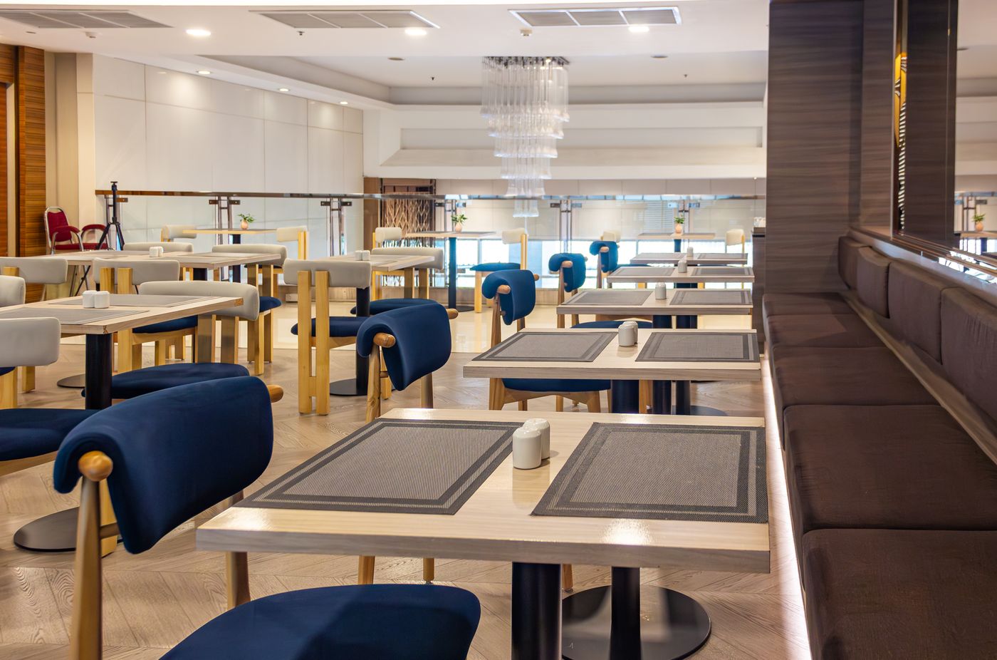 Jasmine-Grande-Residence-Restaurant-59