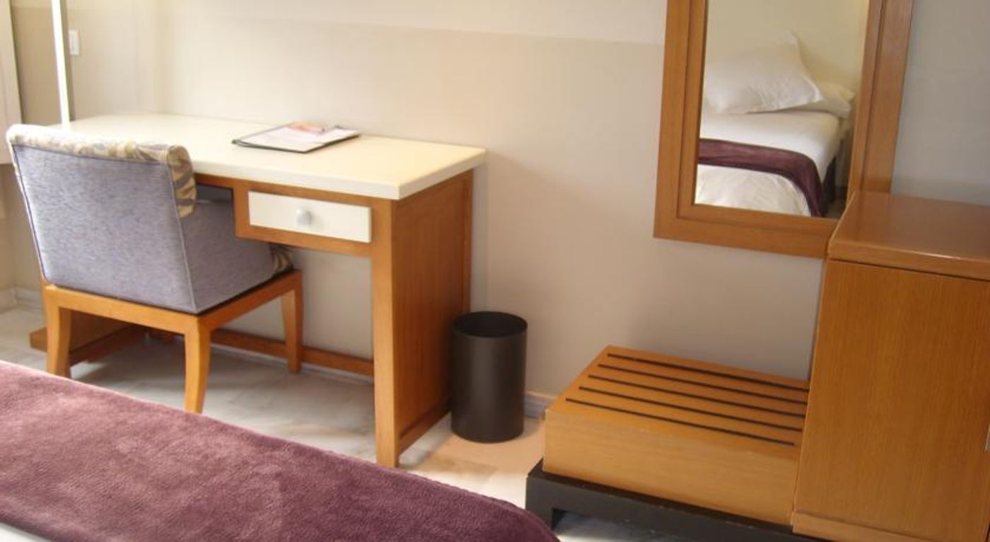 Atarazanas Malaga Boutique Hotel