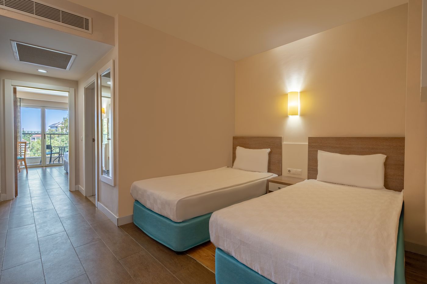 Sunrise Queen Luxury Resort & Spa