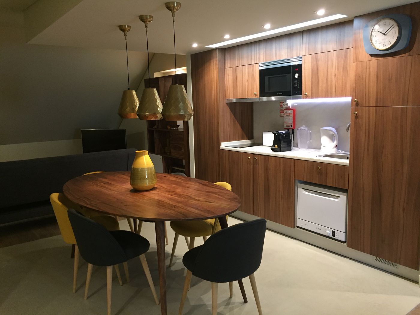 Dalma-Old-Town-Suites-Room-7