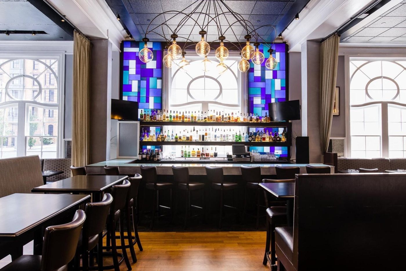 The-Lenox-Hotel-Restaurant-11