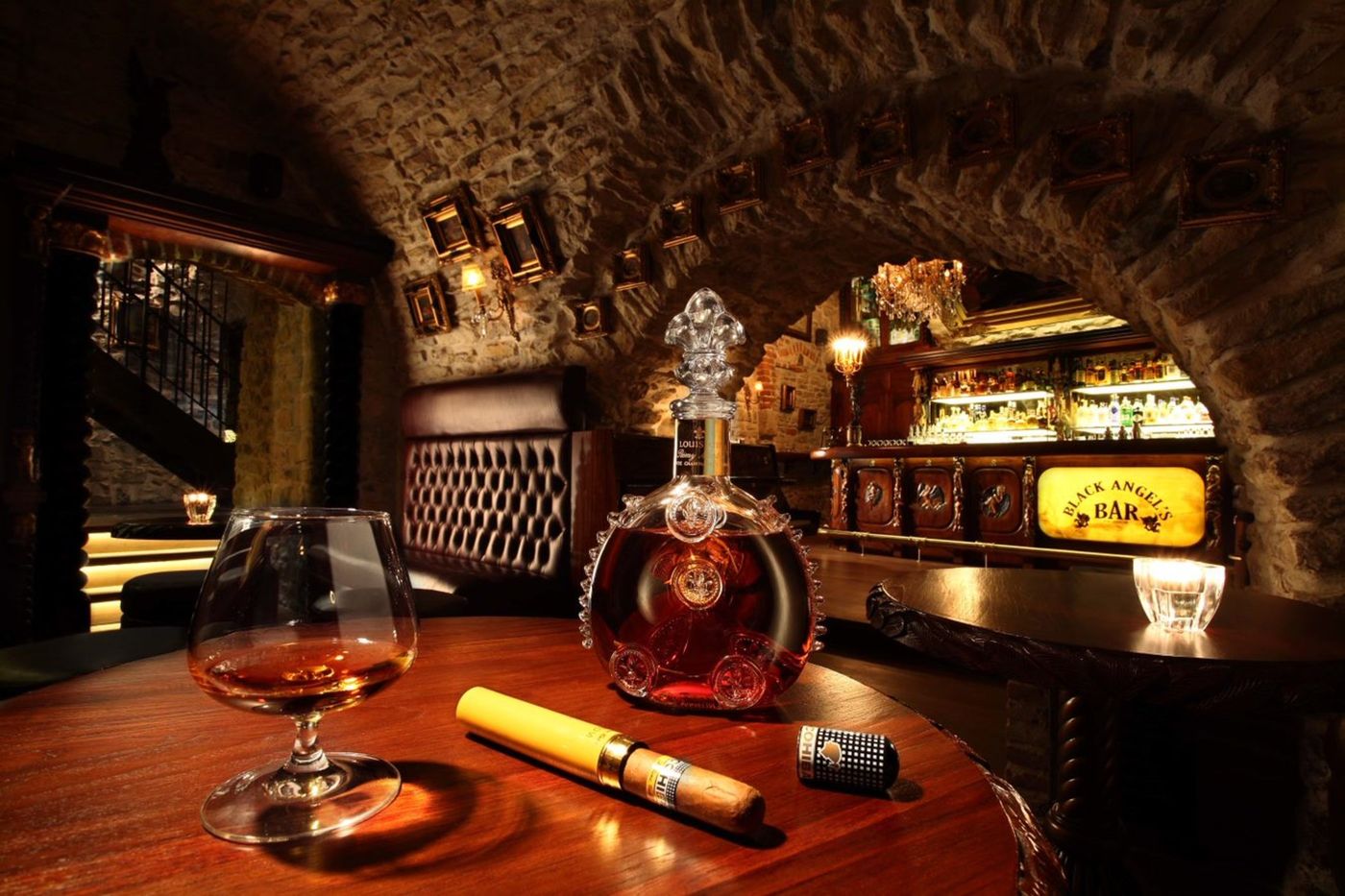 Hotel-U-Prince-Prague-by-BHG-Bar-16