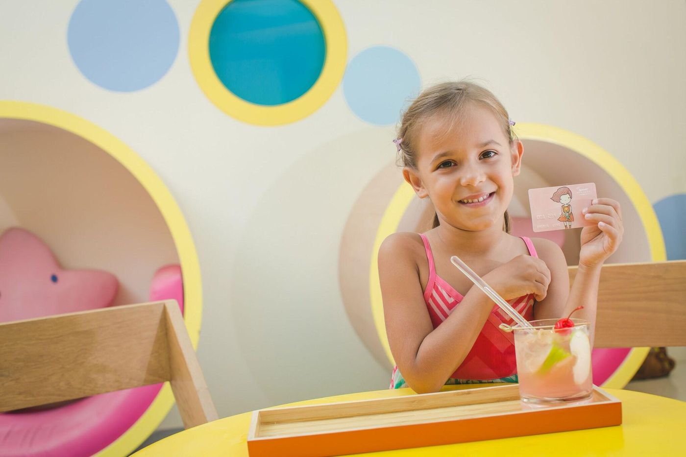 Renaissance-Phuket-Resort---Spa-Sports-and-Entertainment-72