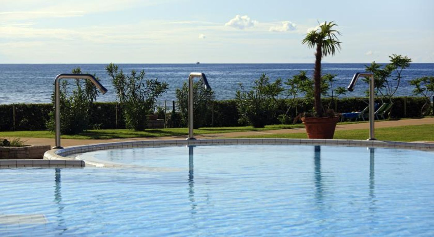 Falkensteiner Club Funimation Borik