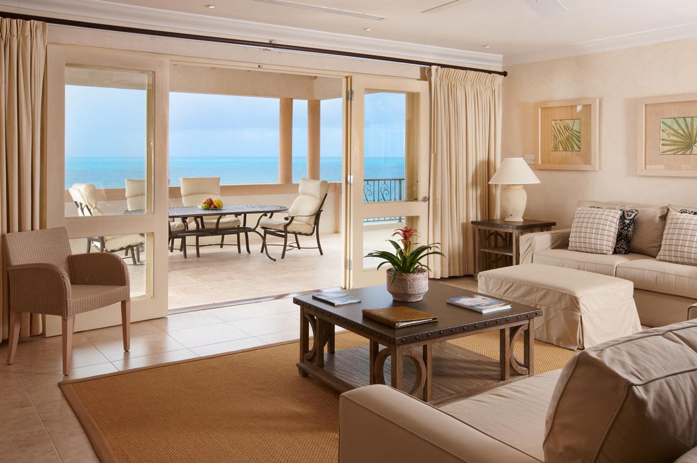 Cove Suites at Blue Waters