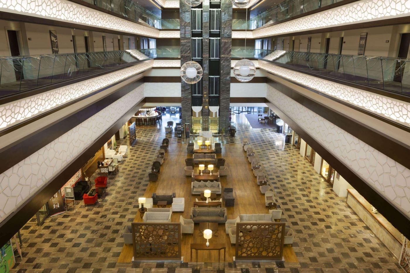 Ramada-Plaza-by-Wyndham-Antalya-Lobby-24