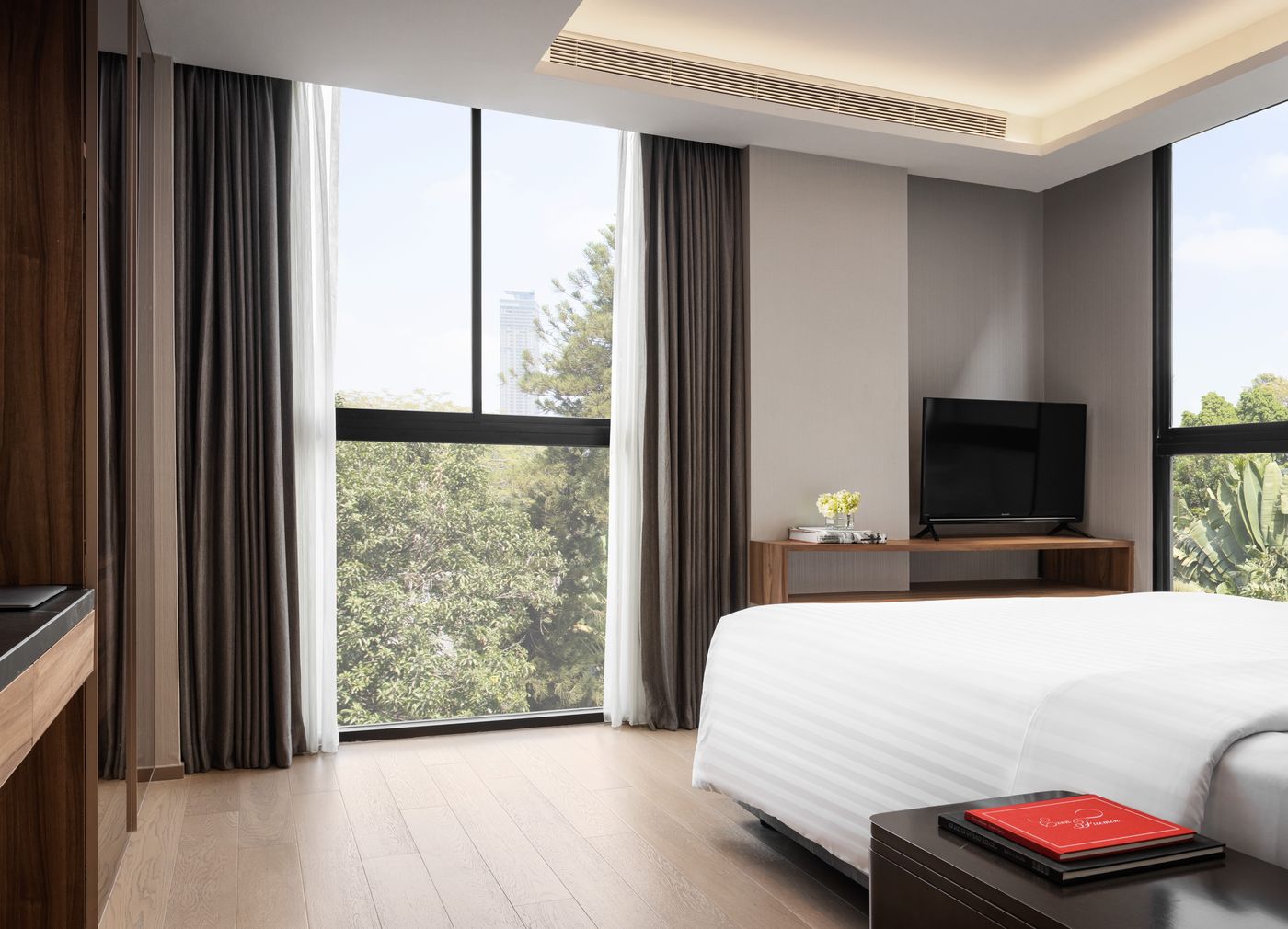 Walton-Suites-Sukhumvit-Room-16