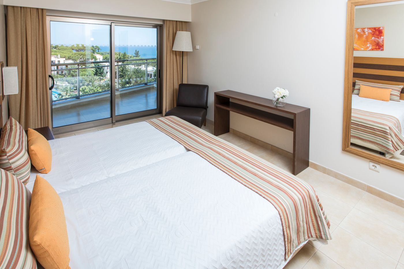 Alfagar 2 Aparthotel