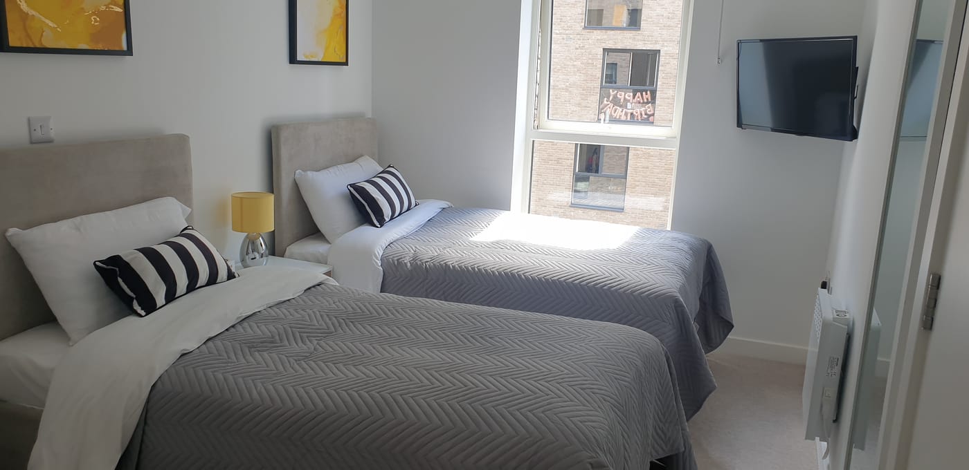 Quay Apartments @ Exchange Salford Quays-United Kingdom-Salford Quays-Room-8