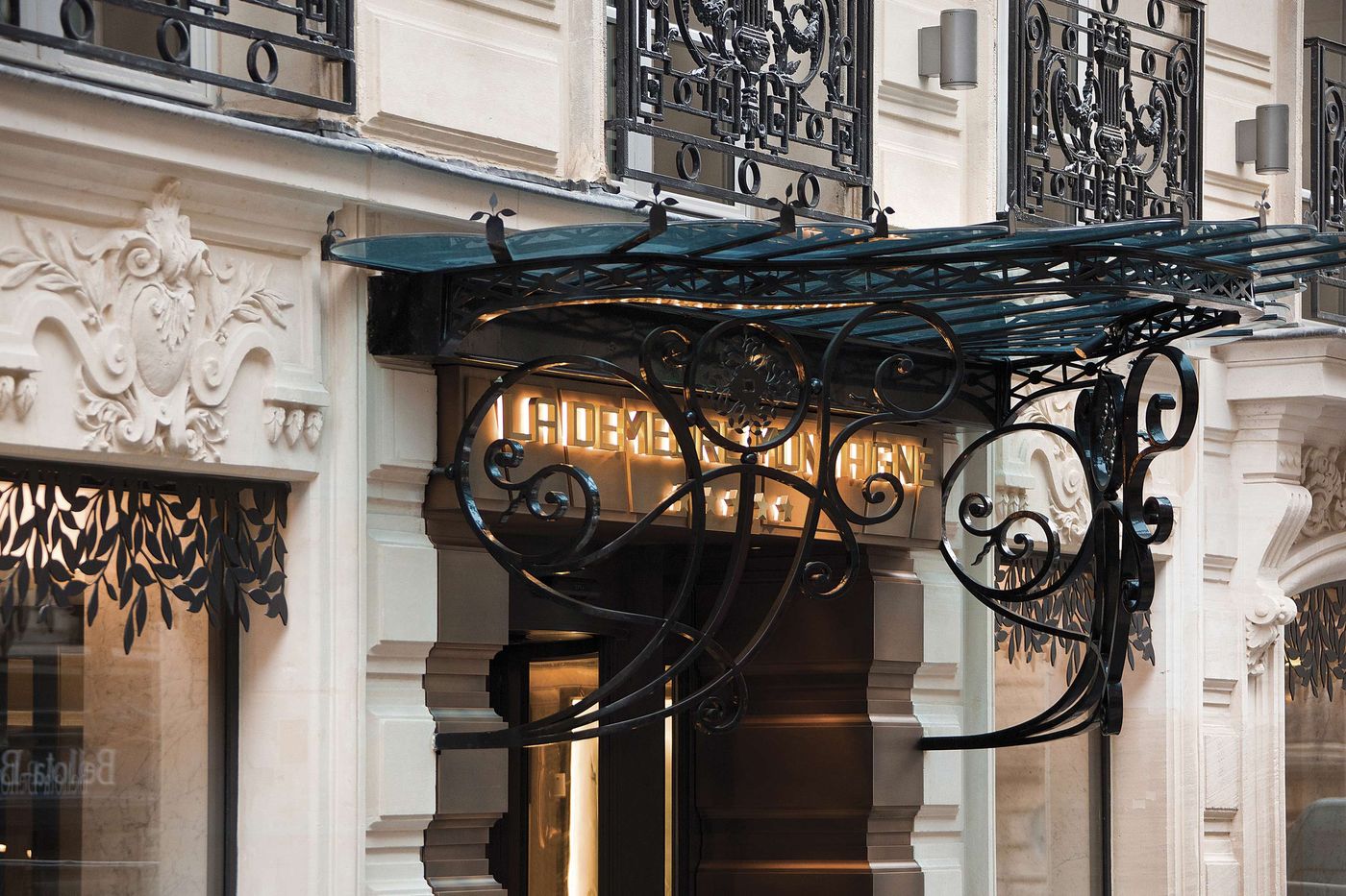 La-Demeure-Montaigne-General-view-2