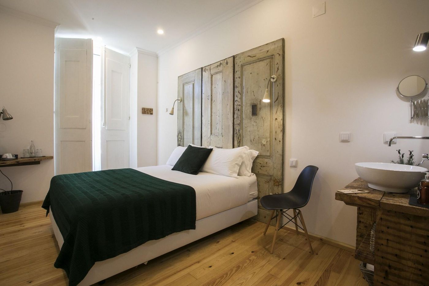 262-Boutique-Hotel-Room-4