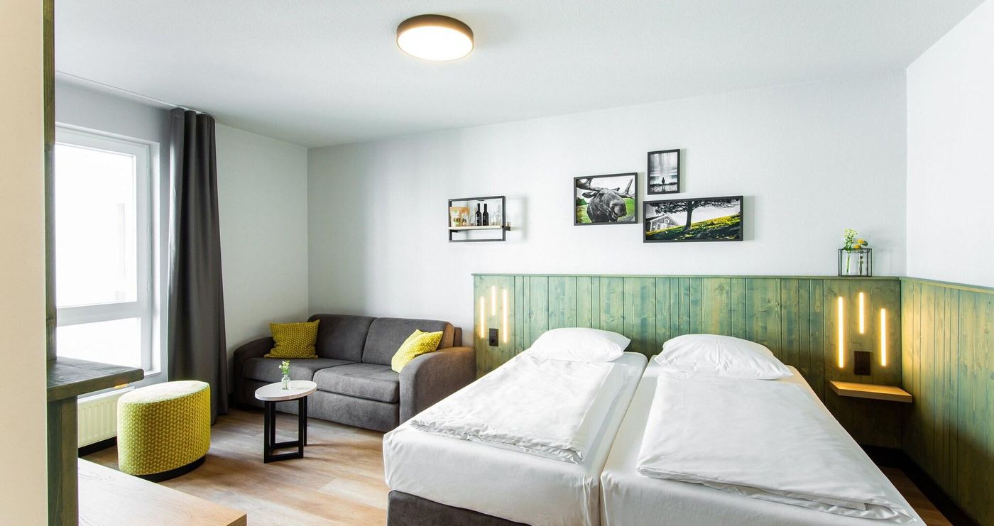 Lindemann-Hotel-Fjord-Room-19