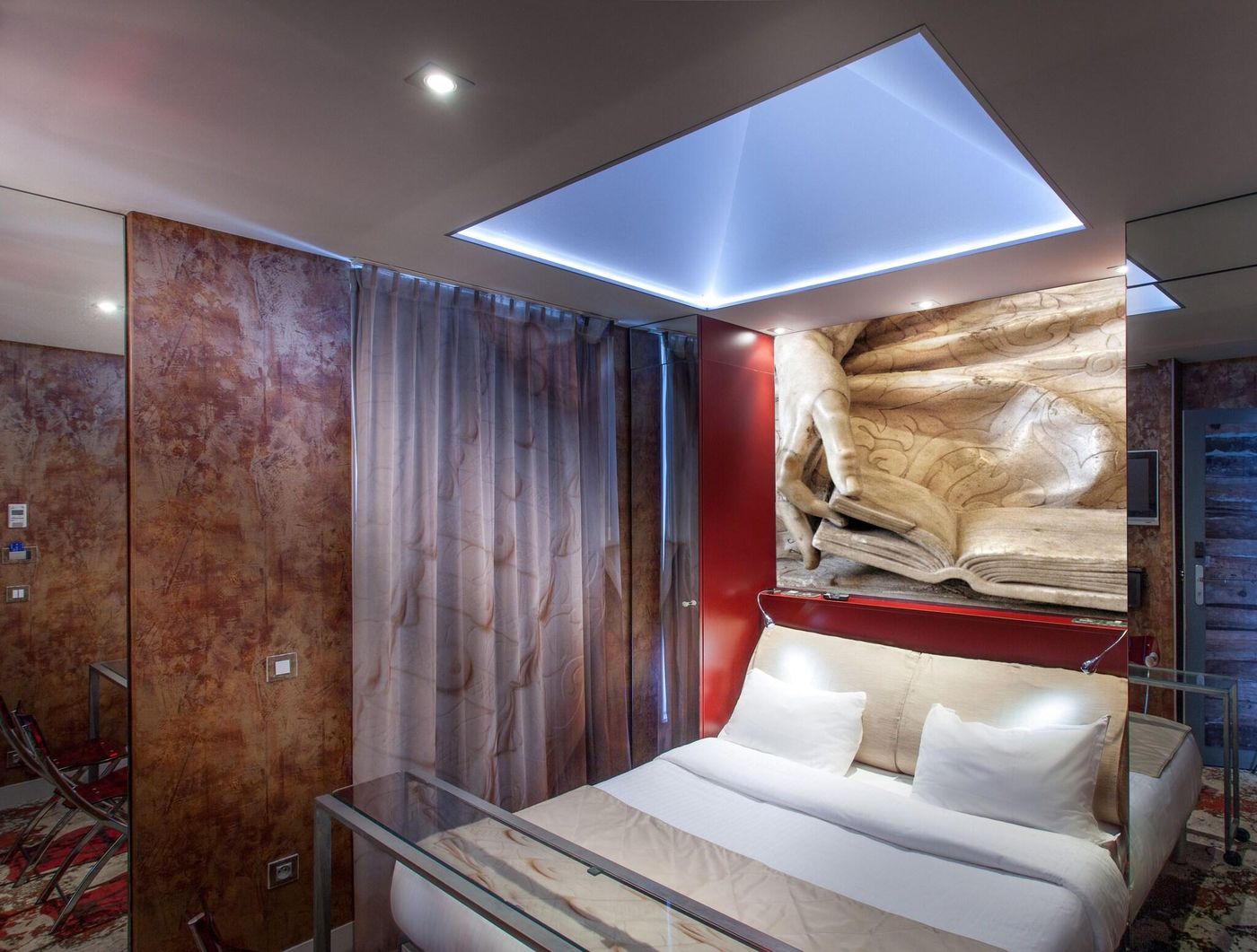 Apostrophe-Hotel-Room-15