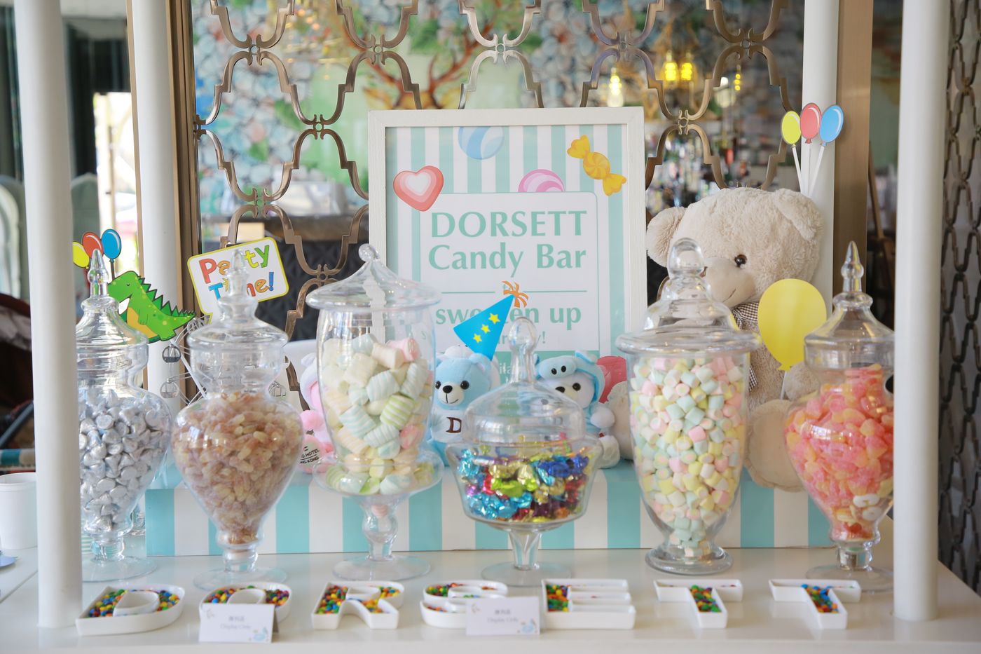 Dorsett-Wanchai--Hong-Kong-Lobby-29