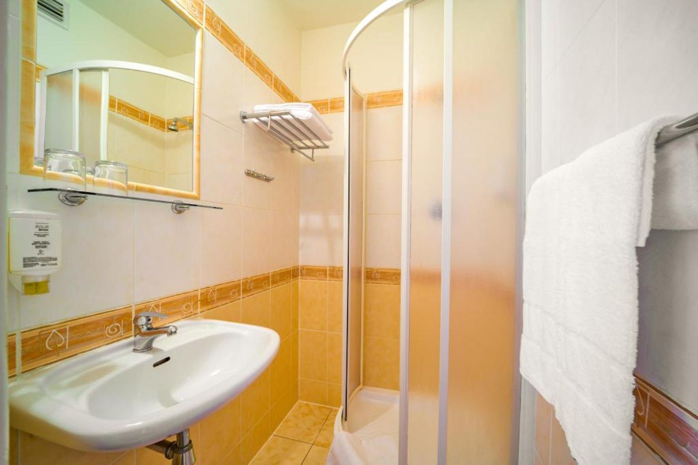 Hotel-Uno-Prague-Room-14