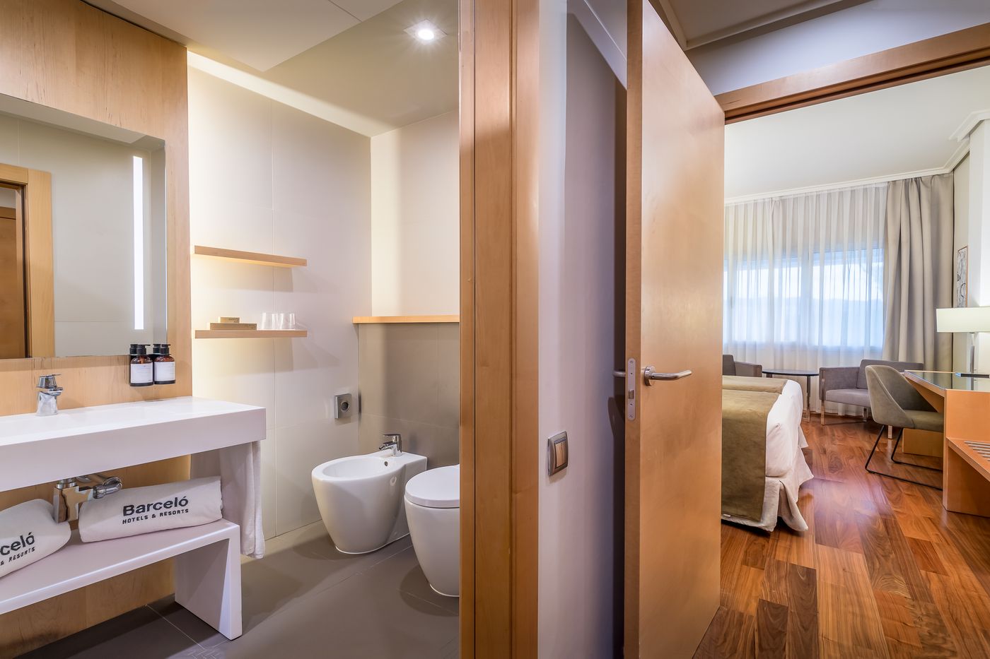 Occidental-Murcia-siete-coronas-Room-25