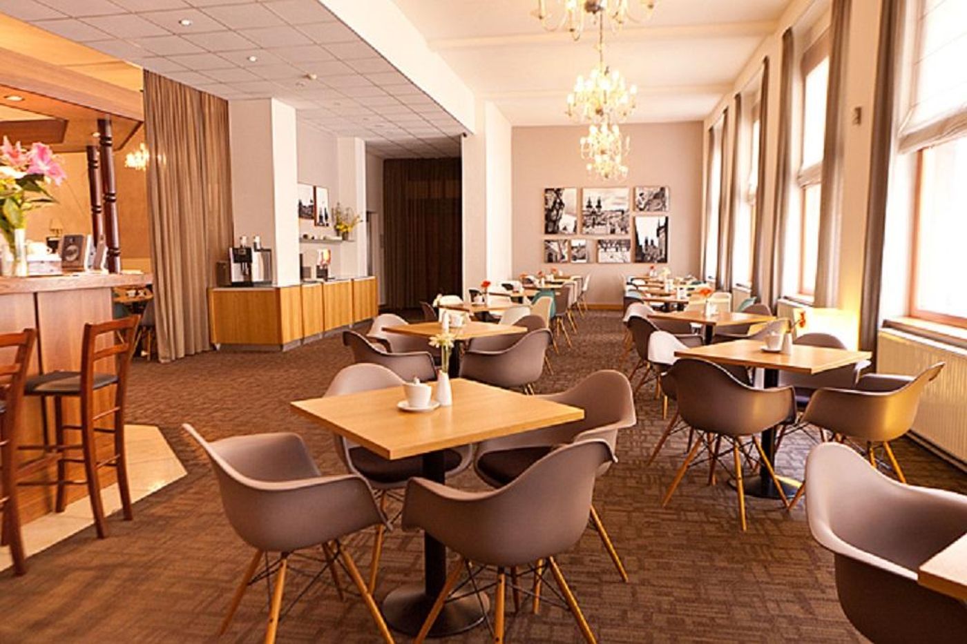 Central-Hotel-Prague-Bar-13