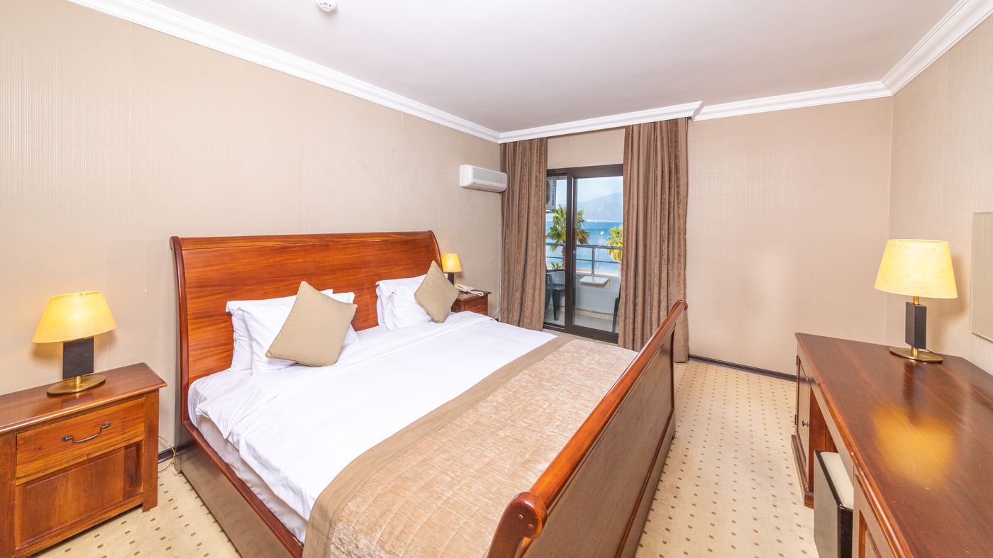 Faros Premium Beach - Adults Only (13+)