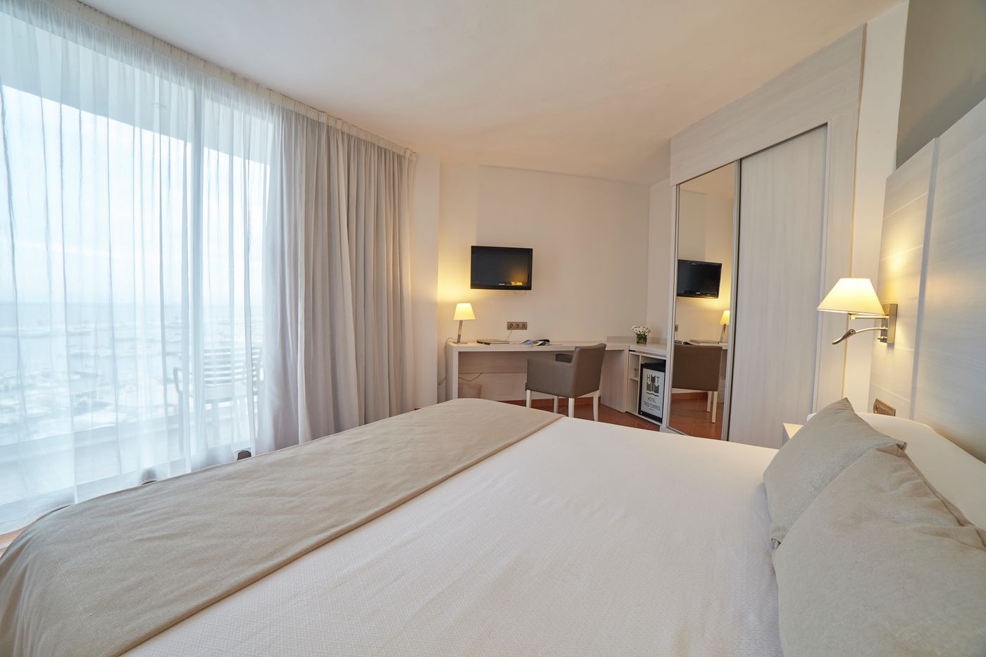 Tres-Torres-Room-30