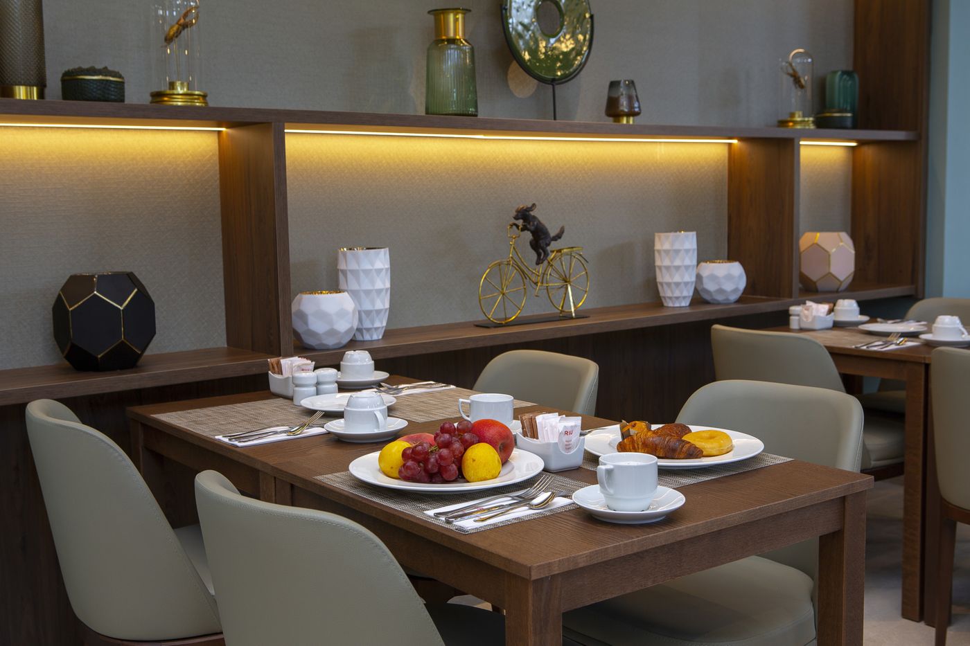 RIU-Plaza-Espana-Restaurant-72