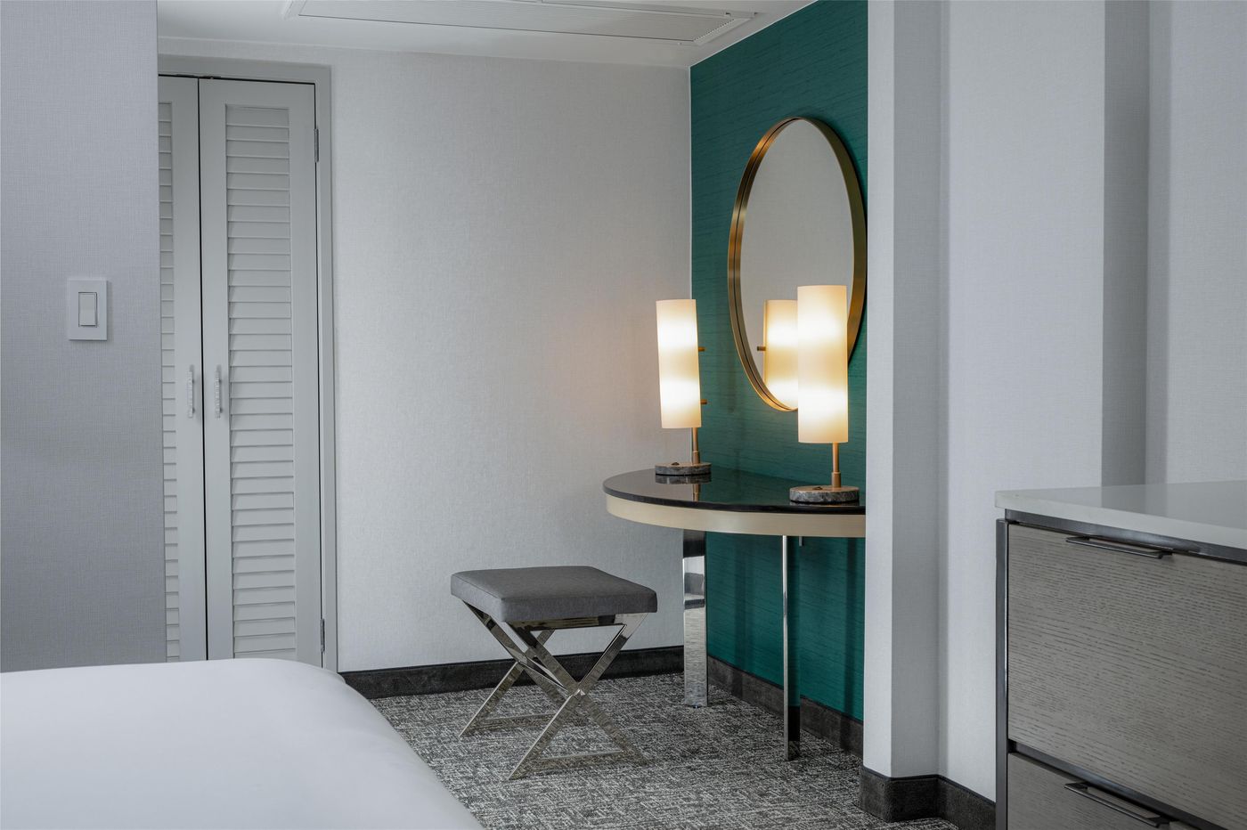 Hilton-Los-Angeles-Airport-Room-42