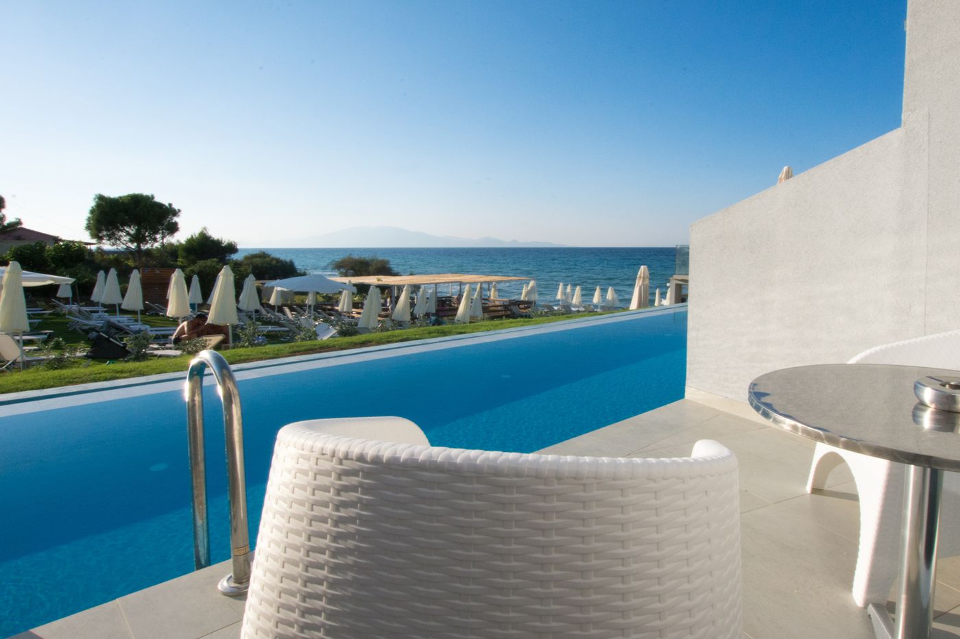 Golden-Coast-Resort---Spa-Restaurant-2