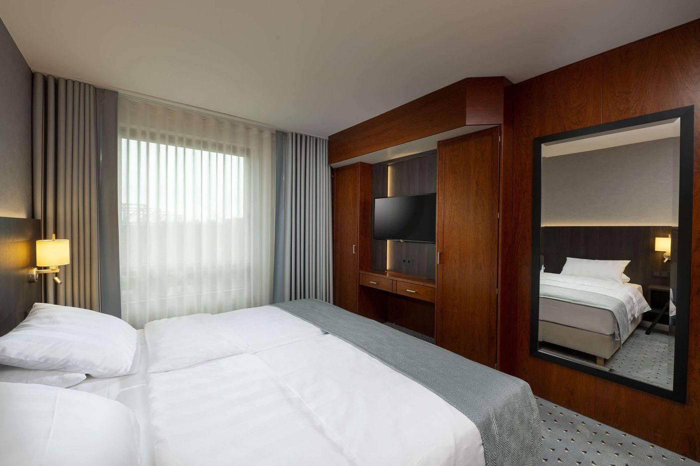 Maritim Hotel Bremen-Germany-BREMEN-Room-7