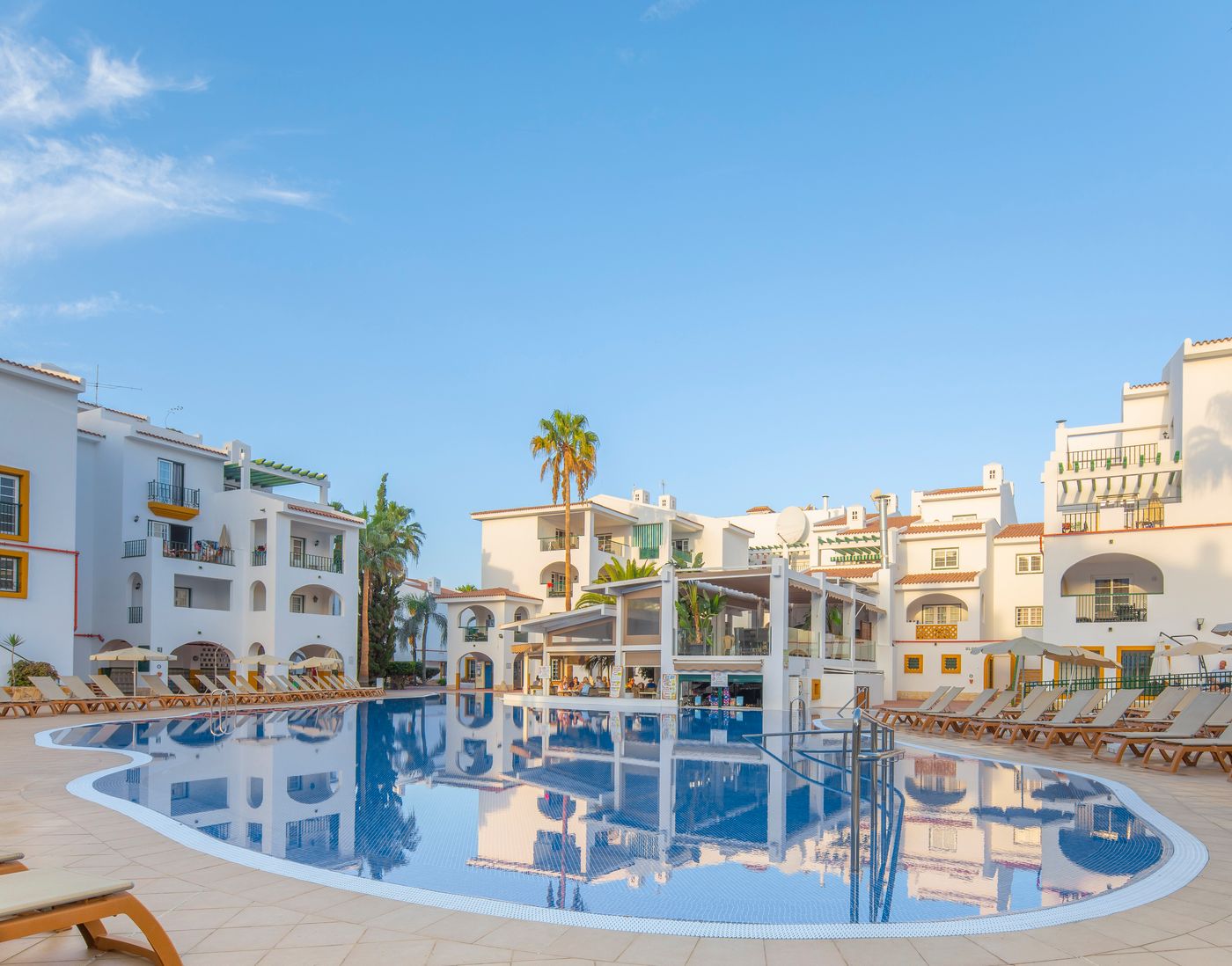 Sunset-Harbour-Club-Bar-7