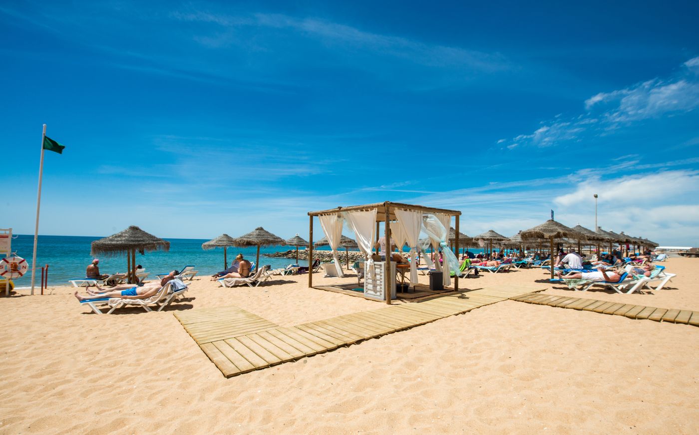 Dom Jose Beach Hotel