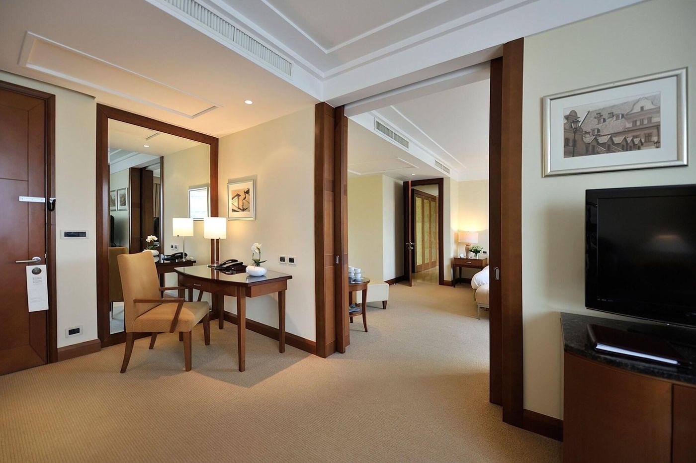 Regent-Warsaw-Hotel-Room-11