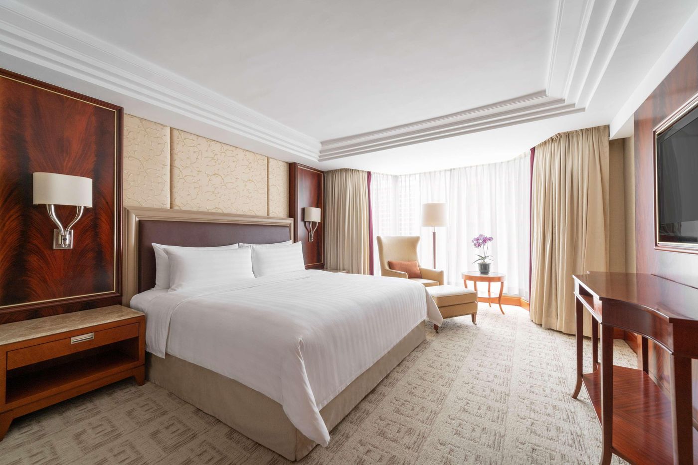 Kowloon-Shangri-La-Hong-Kong-Room-23