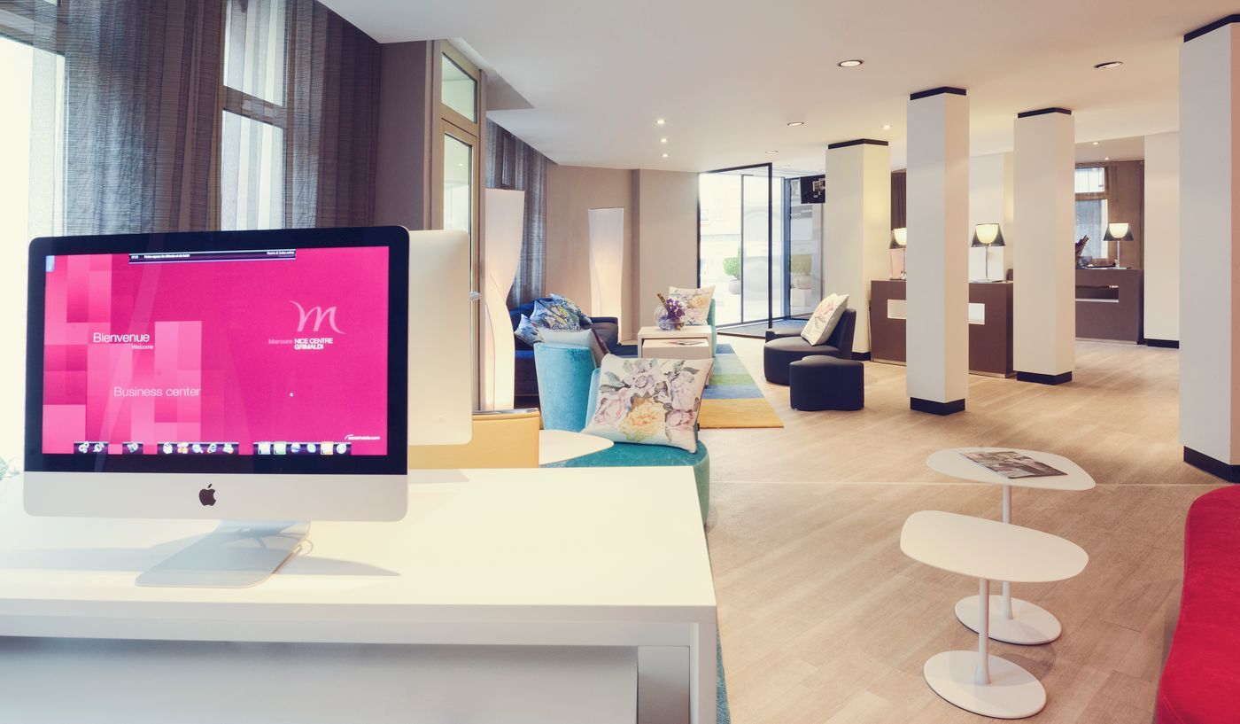 Mercure-Nice-Centre-Grimaldi-Lobby-61