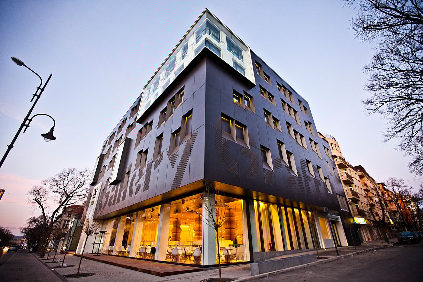 Graffit-Gallery-Hotel-General-view-1